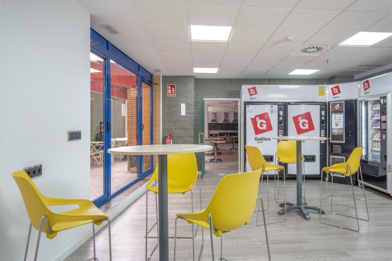 Albergue Juvenil Colegio Mayor Galileo Galilei Walencja Zewnętrze zdjęcie